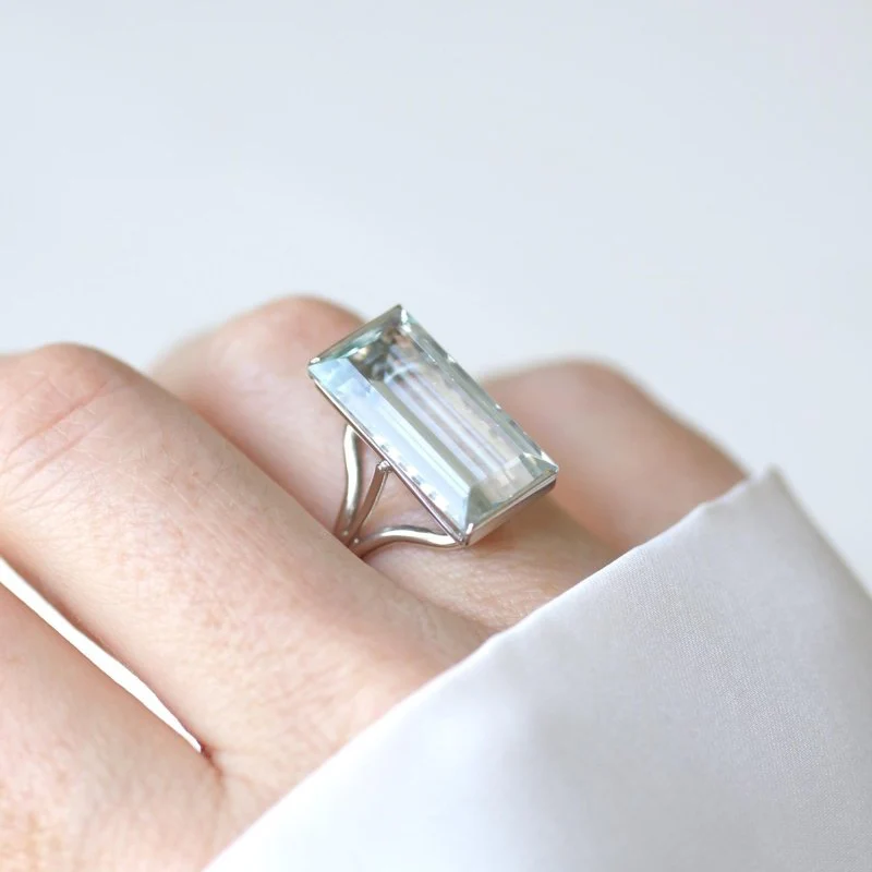 Bague Cocktail en or blanc et aigue-marine - Image 9