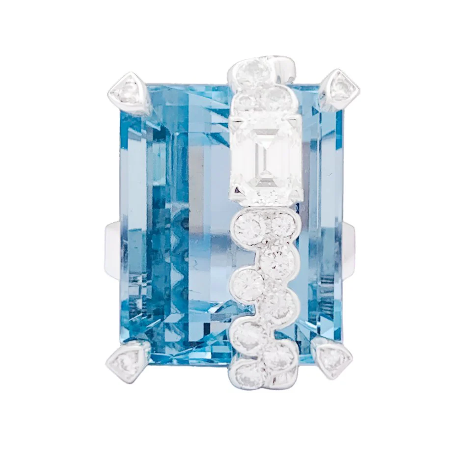 Bague Cocktail en or blanc, aigue-marine et diamants