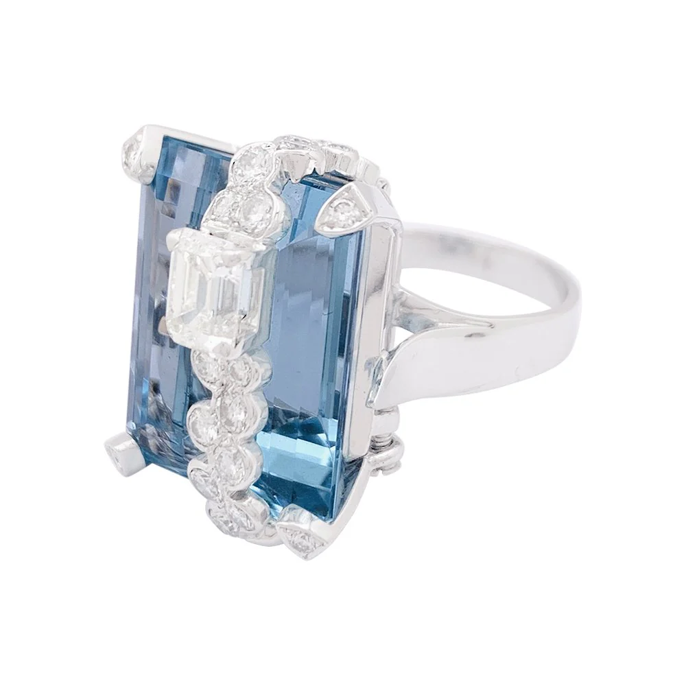 Bague Cocktail en or blanc, aigue-marine et diamants - Image 3