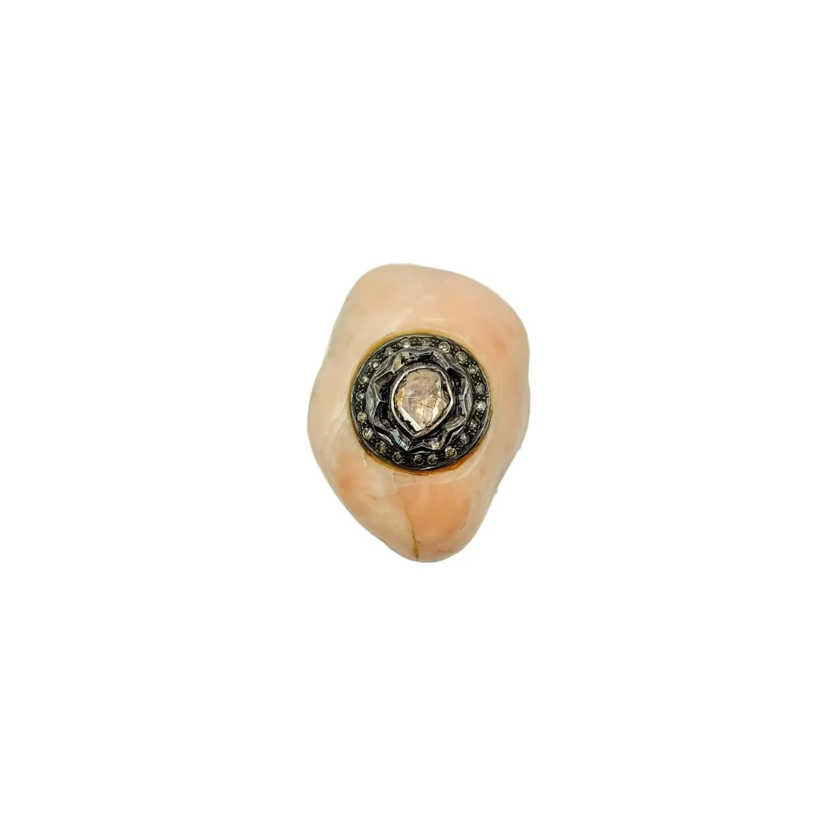 Bague Cocktail en résine, corail et diamants