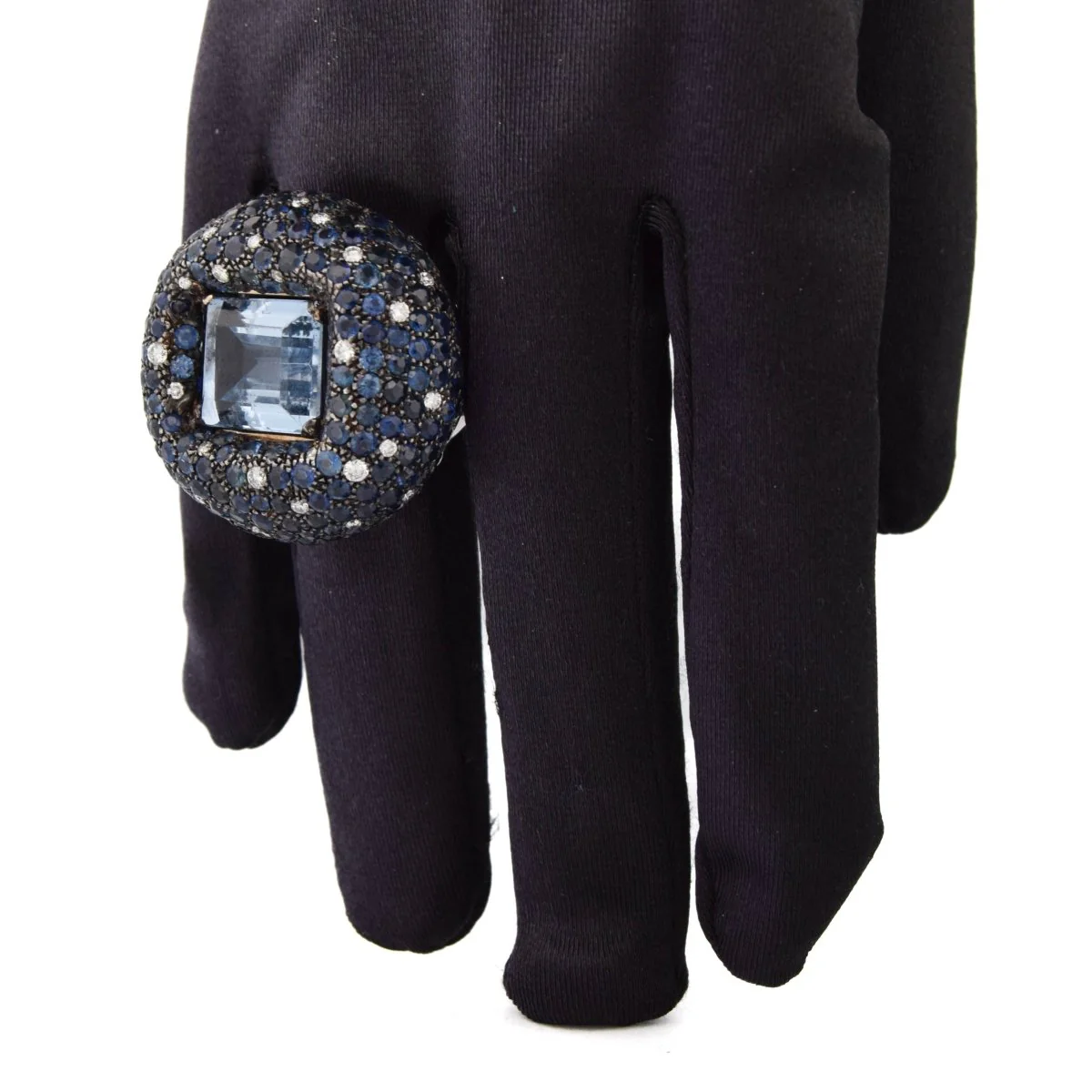 Bague Cocktail en or blanc, aigue-marine, saphirs et diamants - Image 2