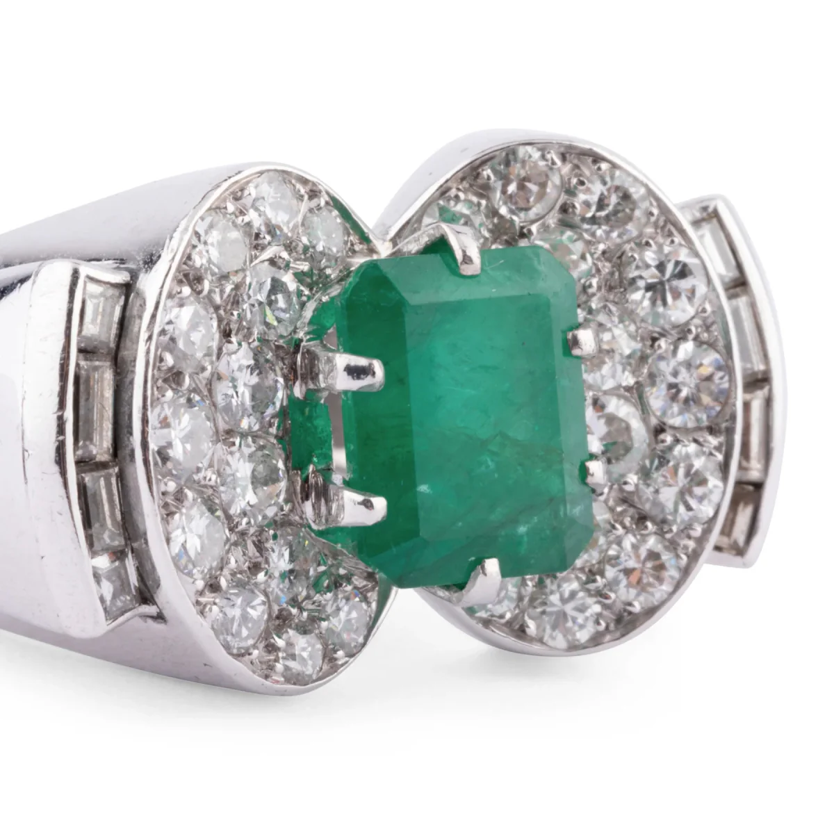 Bague Cocktail en or blanc, émeraude et diamants - Image 4