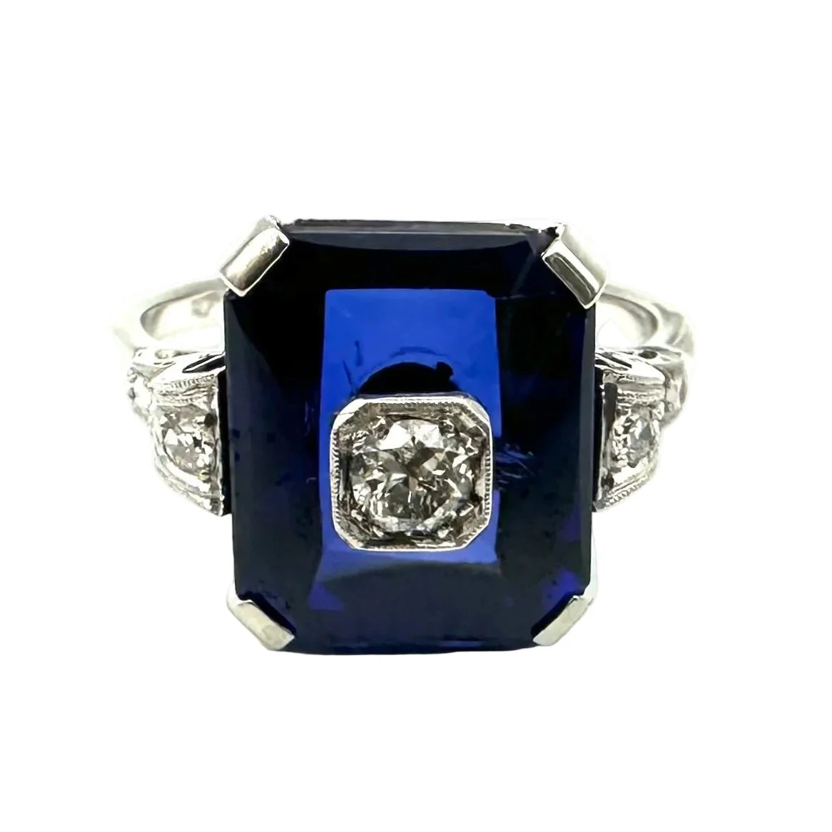 Bague Cocktail en or blanc, saphir et diamants - Image 5