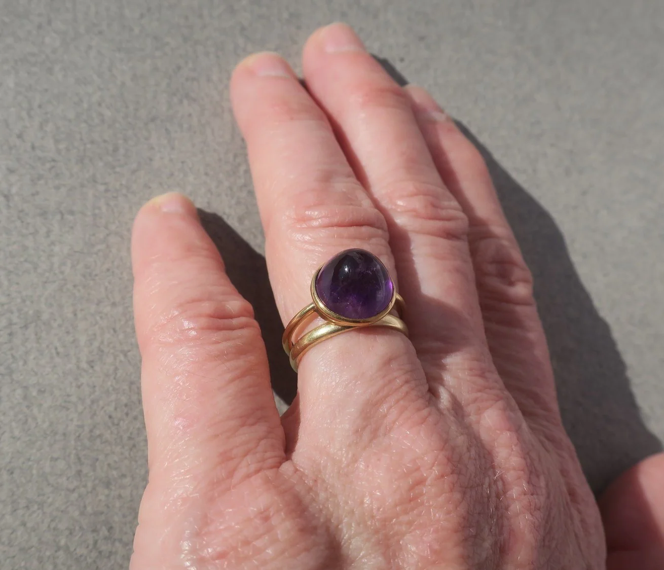 Bague Cocktail en or jaune et améthyste - Image 13