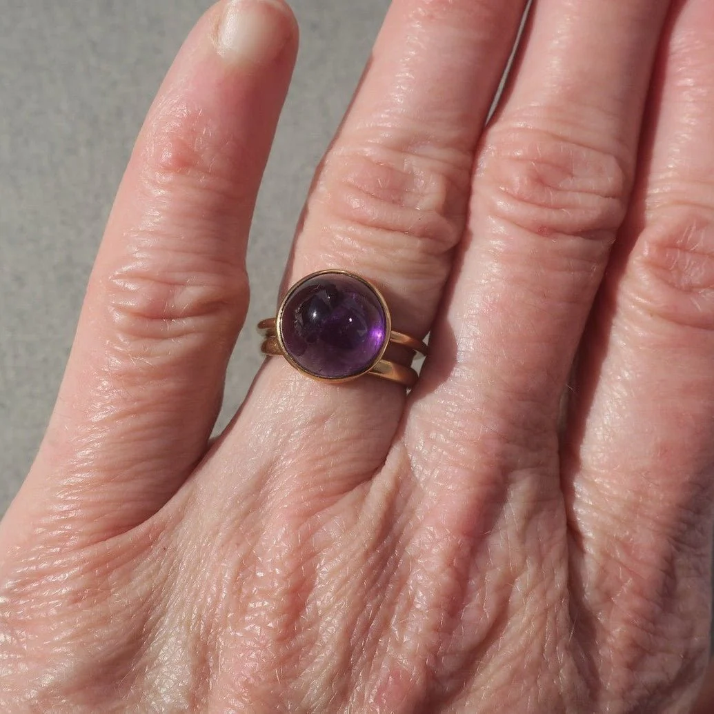 Bague Cocktail en or jaune et améthyste - Image 18