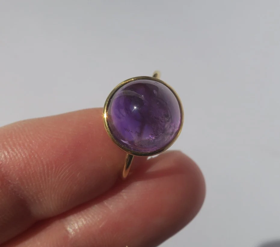 Bague Cocktail en or jaune et améthyste - Image 9