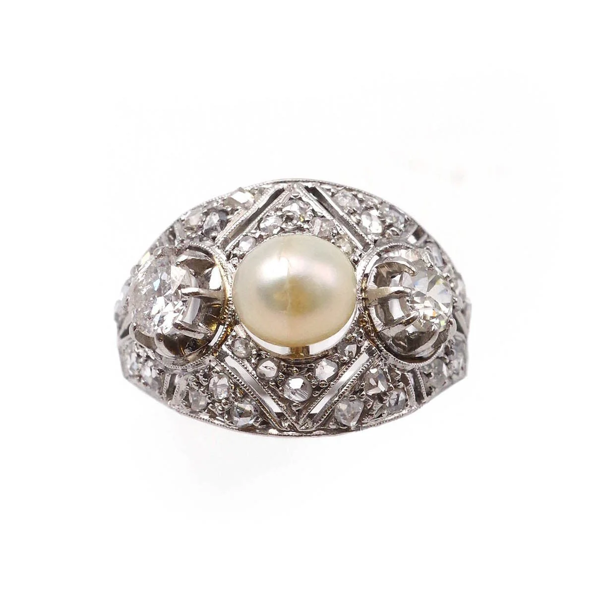 Bague Cocktail en platine, perle et diamants
