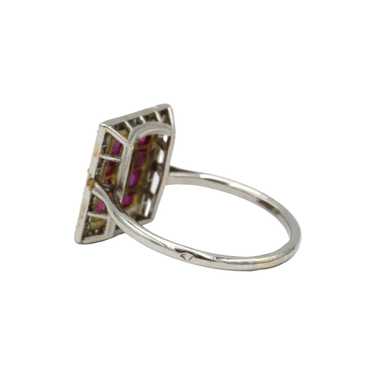 Bague Cocktail en platine, rubis et diamants - Image 4