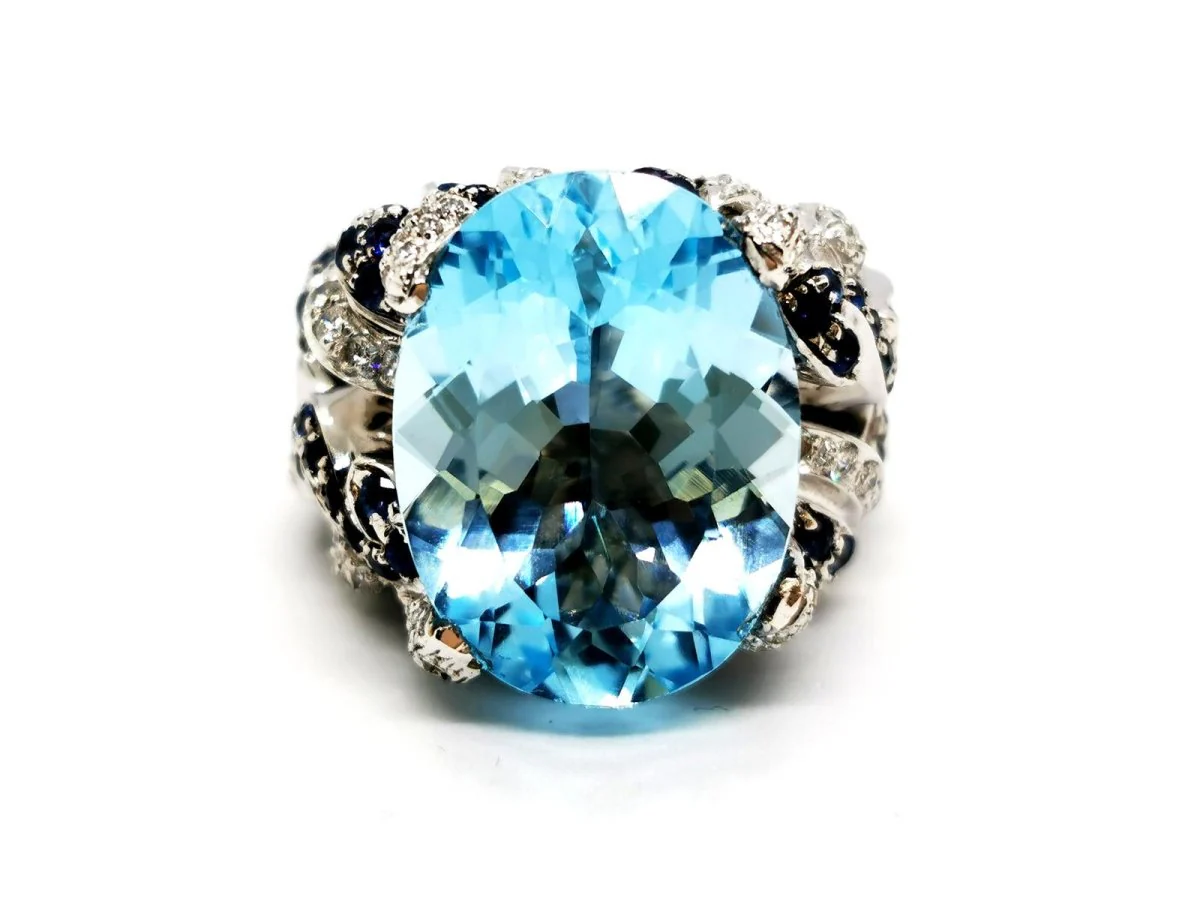 Bague Cocktail en Or blanc et Topaze - Image 2
