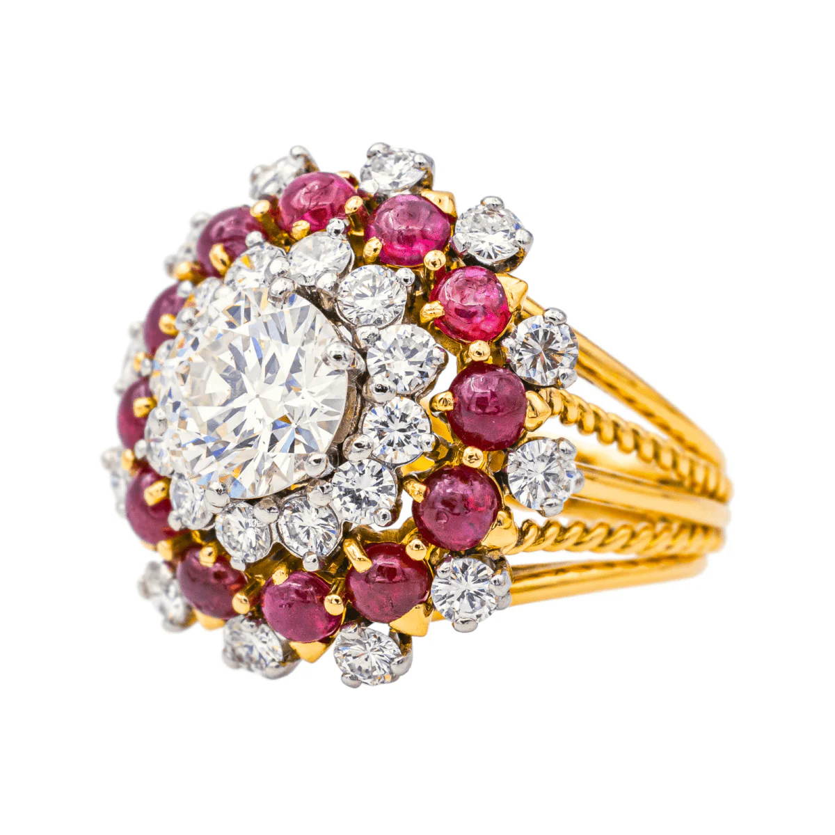 Bague Cocktail en or jaune, platine, rubis et diamants - Image 4