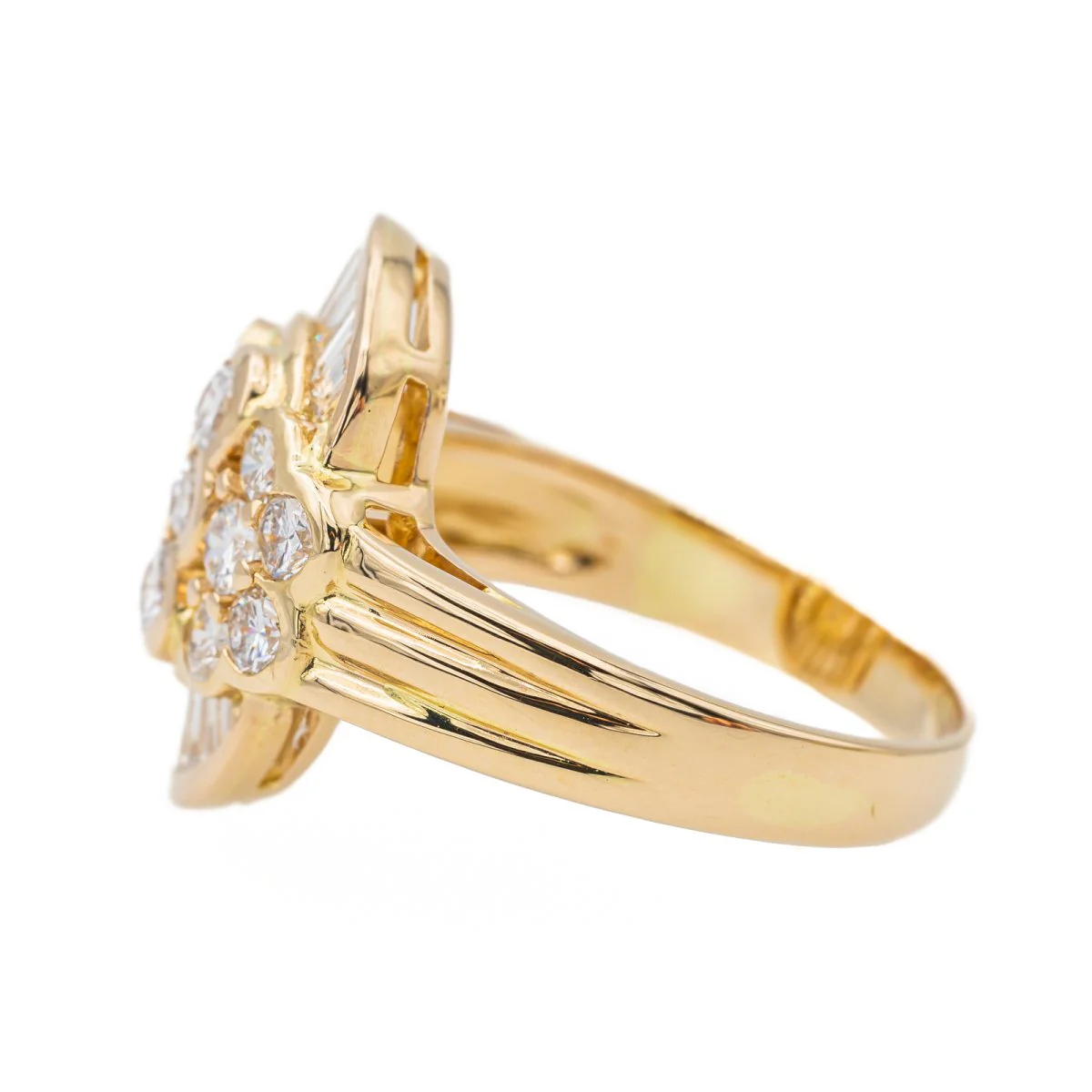 Bague Cocktail en or jaune et diamant - Image 4
