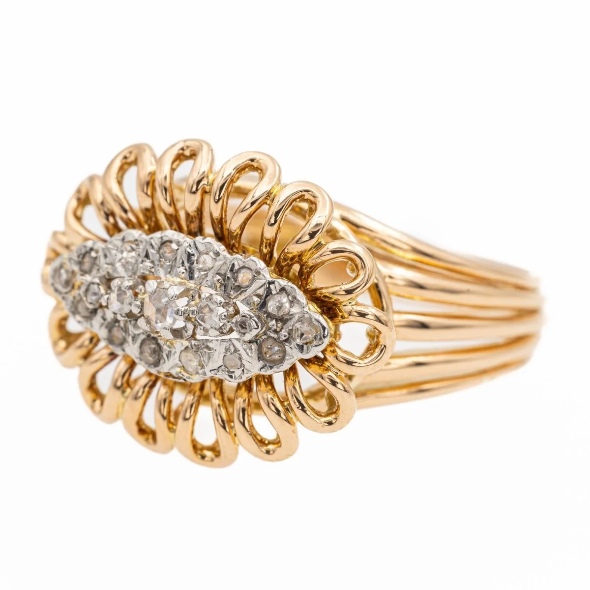Bague Cocktail en or rose, platine et diamants - Image 2