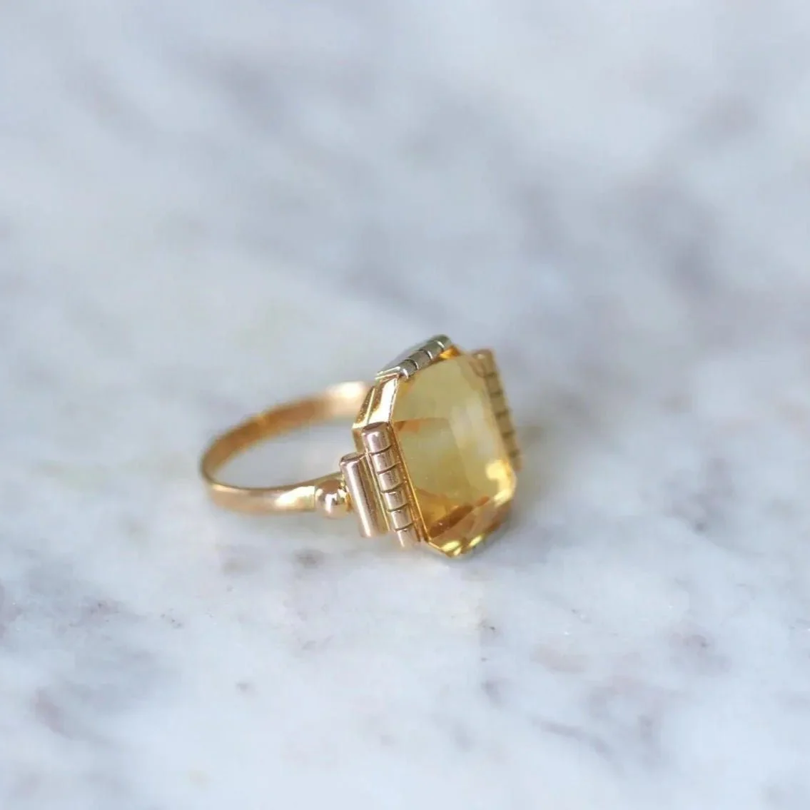 Bague Cocktail en or jaune, or blanc et citrine - Image 7