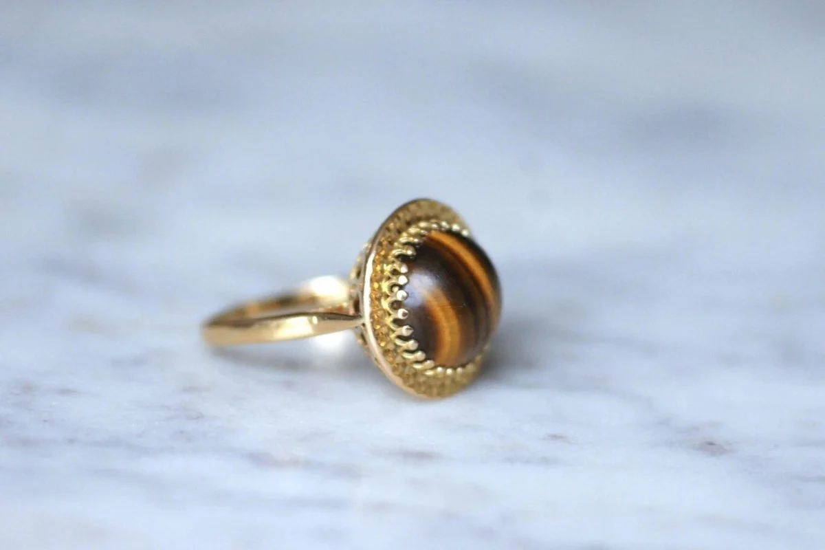 Bague cocktail vintage or jaune et quartz oeil de tigre - Image 6