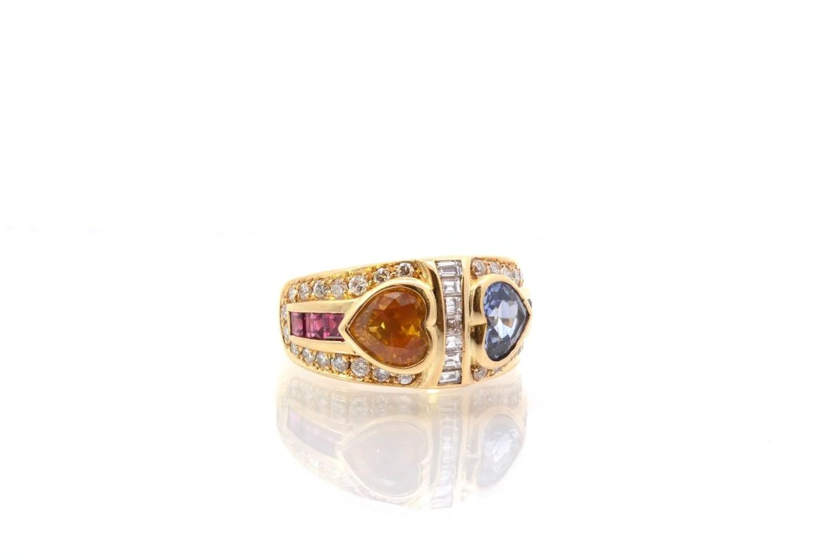 Bague Bandeau en or jaune, saphirs, diamants et rubis - Image 4
