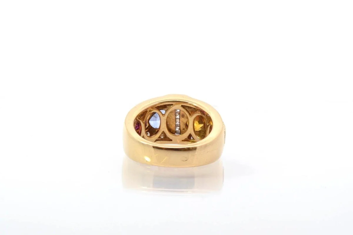 Bague Bandeau en or jaune, saphirs, diamants et rubis - Image 5