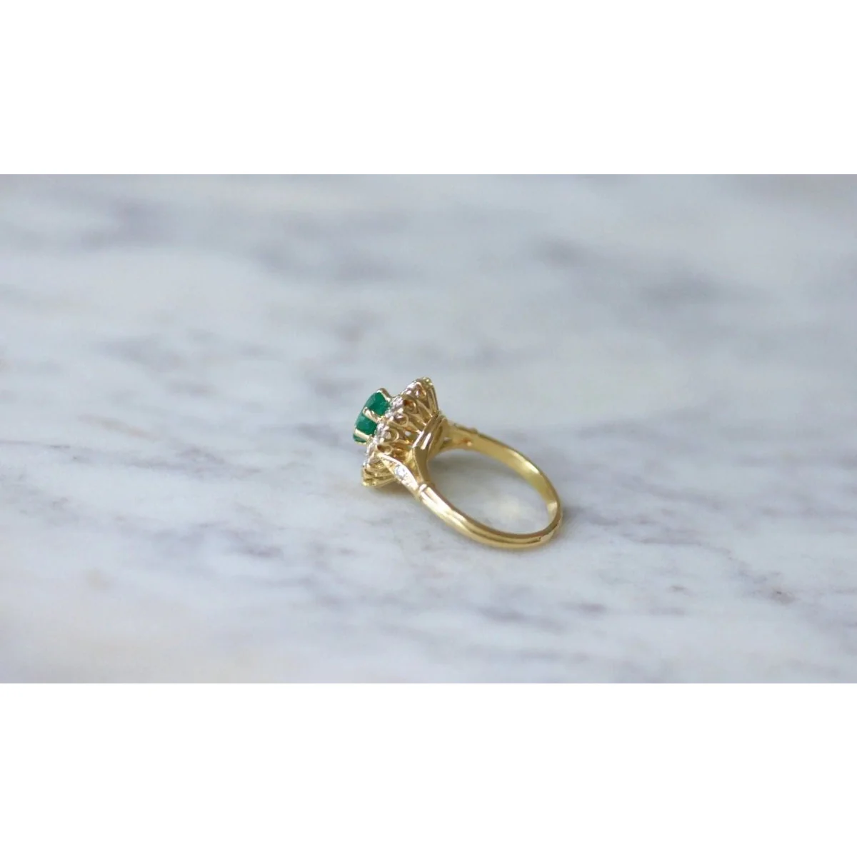 Bague marguerite vintage émeraude et diamants - Image 6