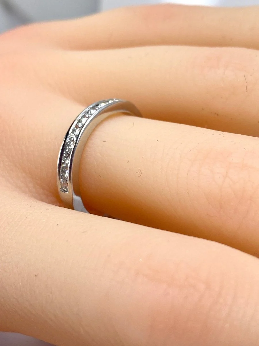 Bague Alliance en or blanc  et Diamants - Image 12
