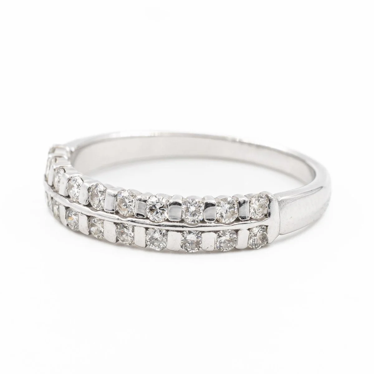 Bague Alliance en or blanc et diamants - Image 2
