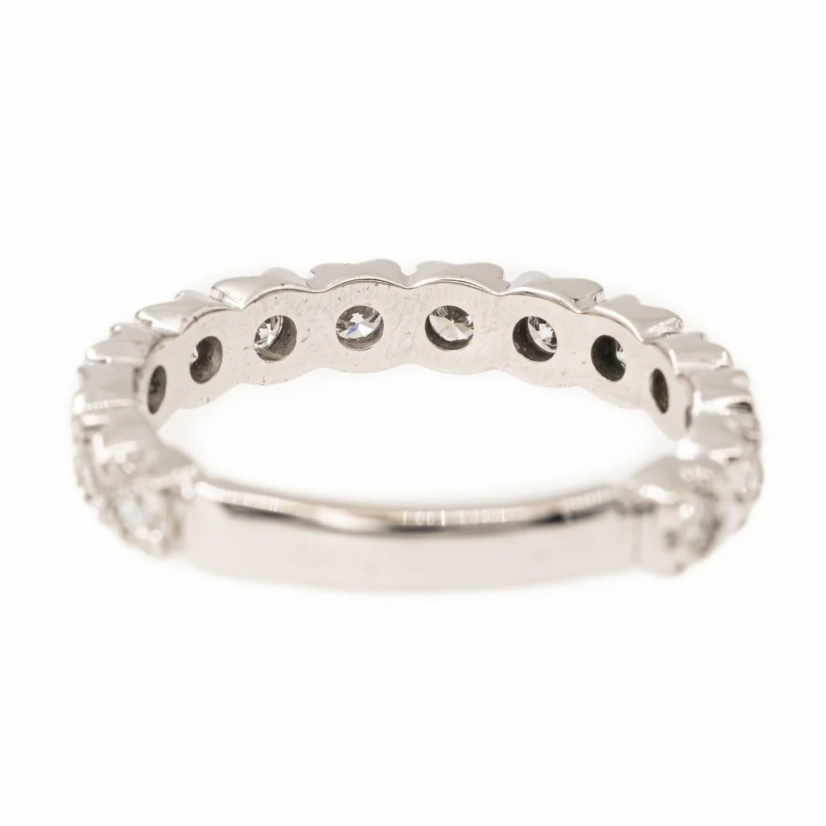 Bague Alliance en or blanc et diamants - Image 5