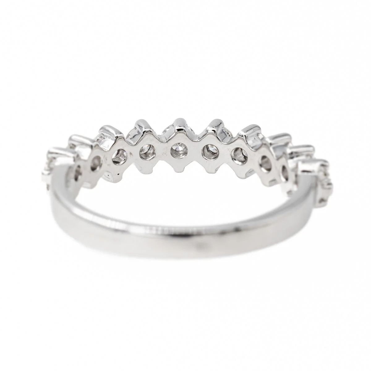 Bague alliance en or blanc et diamants - Image 6