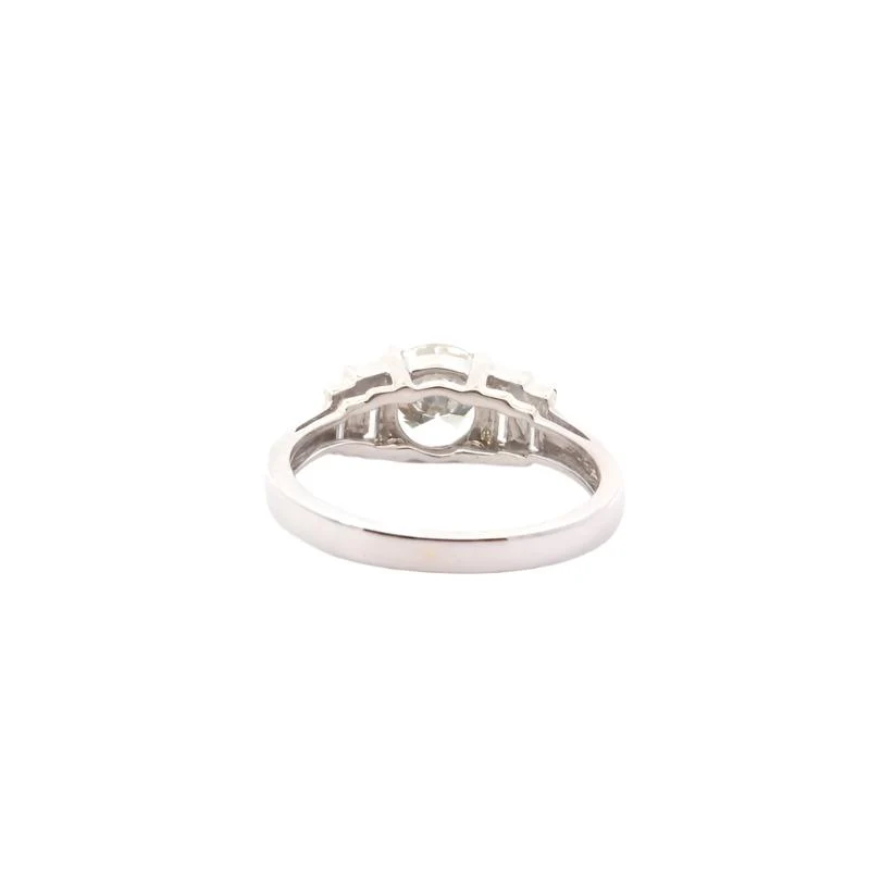 Bague en or blanc et diamants - Image 4