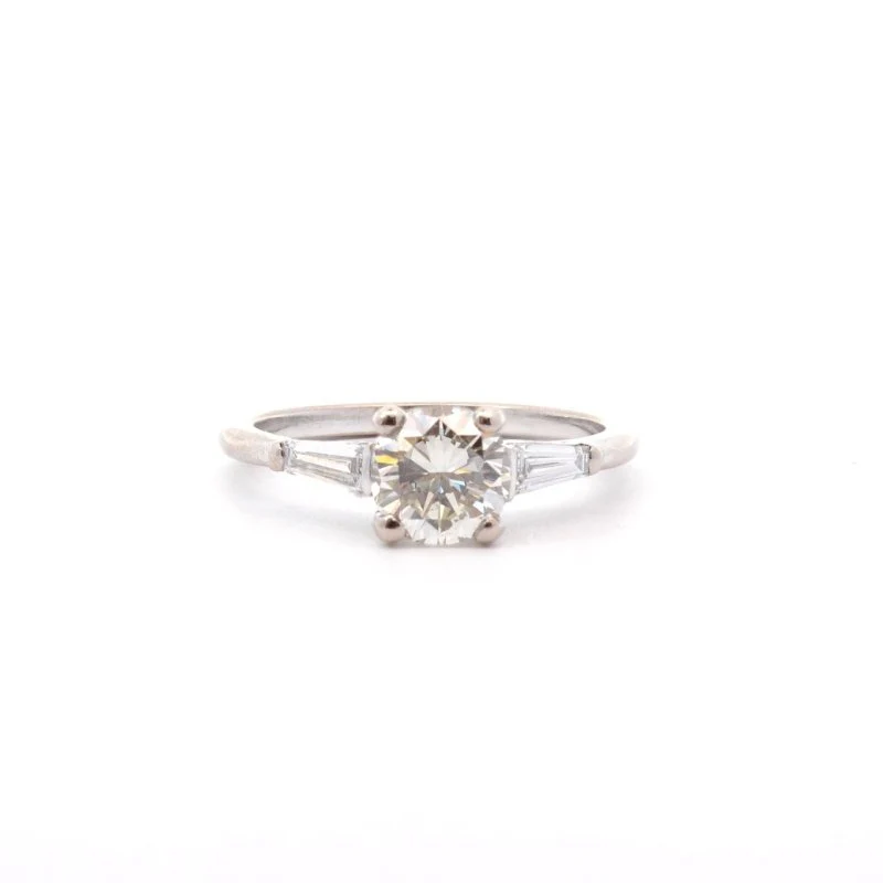 Bague Solitaire en or blanc et diamants - Image 2