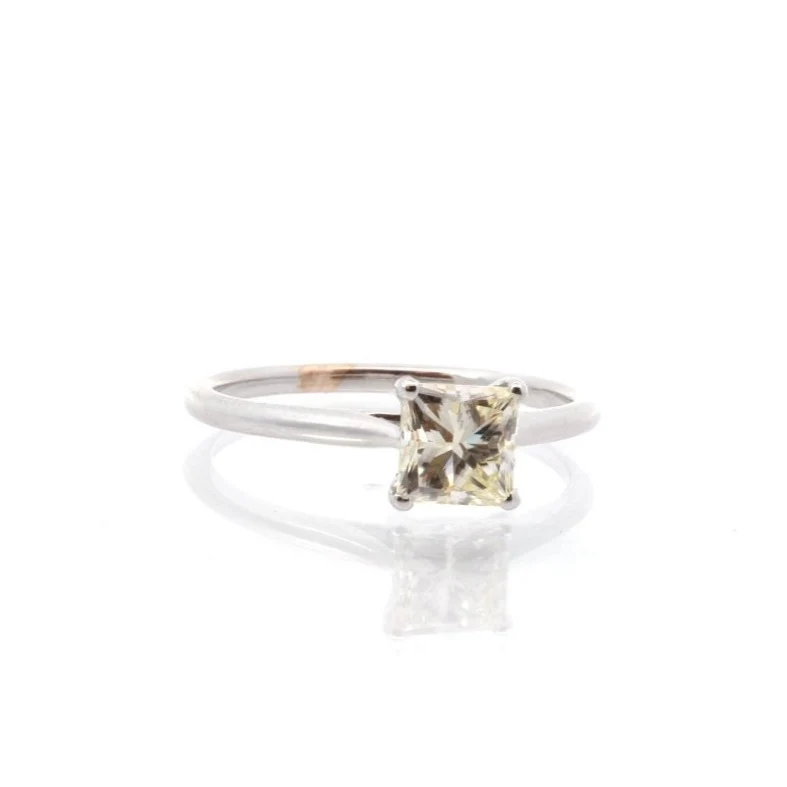 Bague solitaire en diamant - Image 2