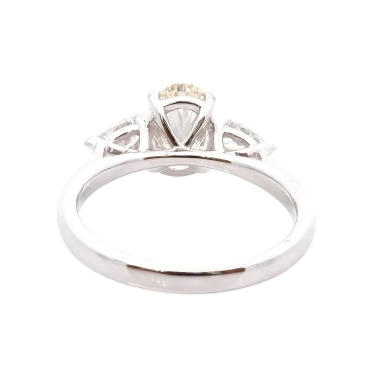 Bague Trilogie en platine et diamants - Image 4