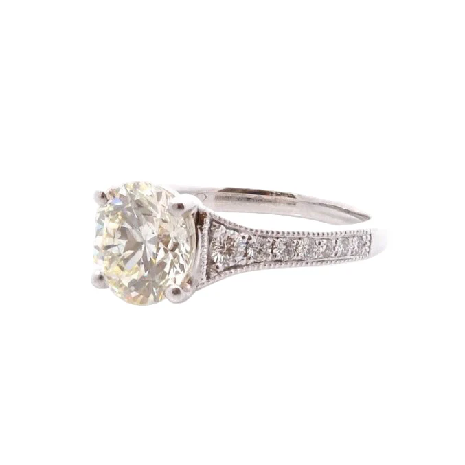 Bague Solitaire en platine et diamants