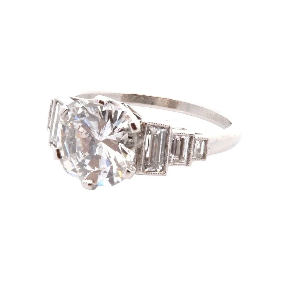 Bague Solitaire en platine et diamants