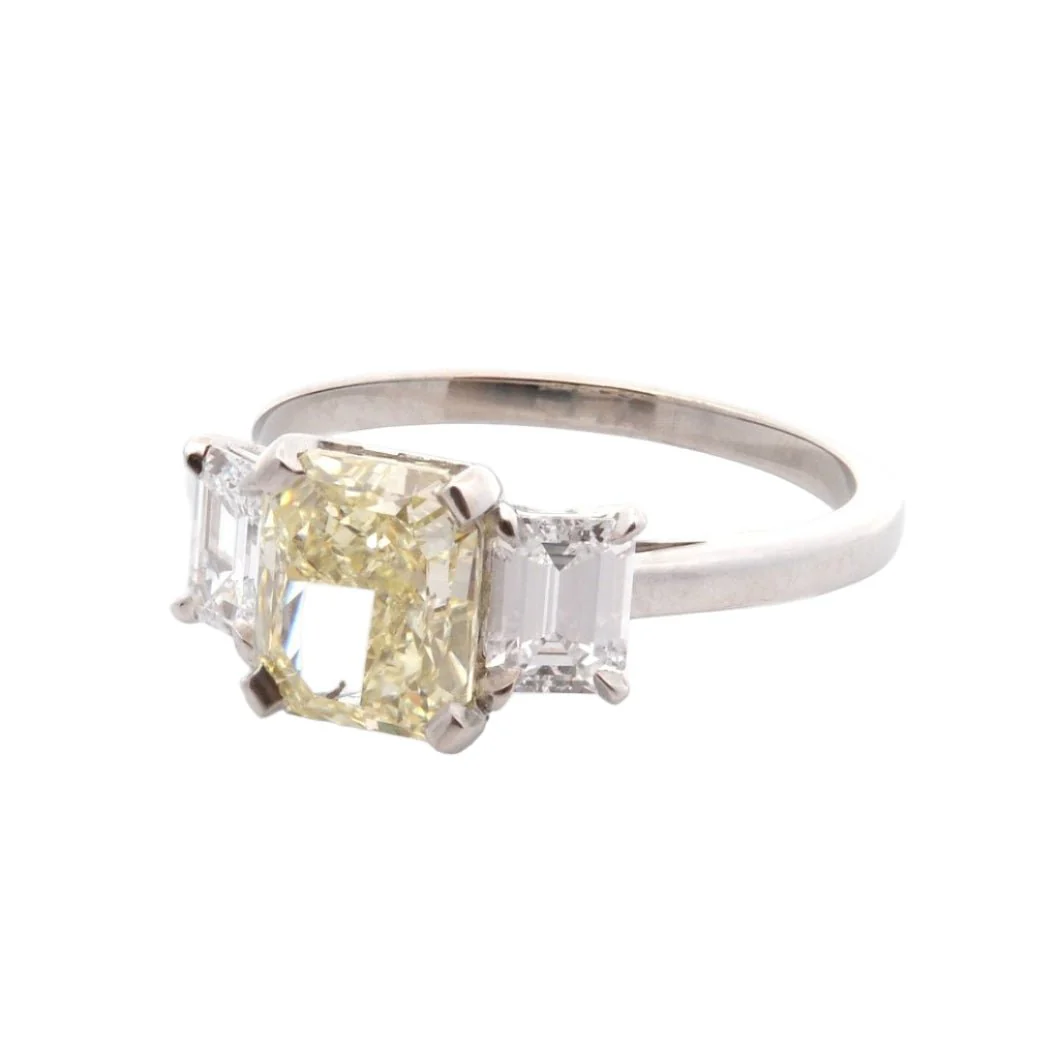 Bague Trilogie en platine et diamants - Image 2