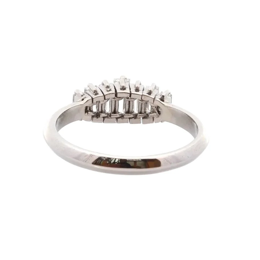 Bague Jarretière en platine et diamants - Image 4