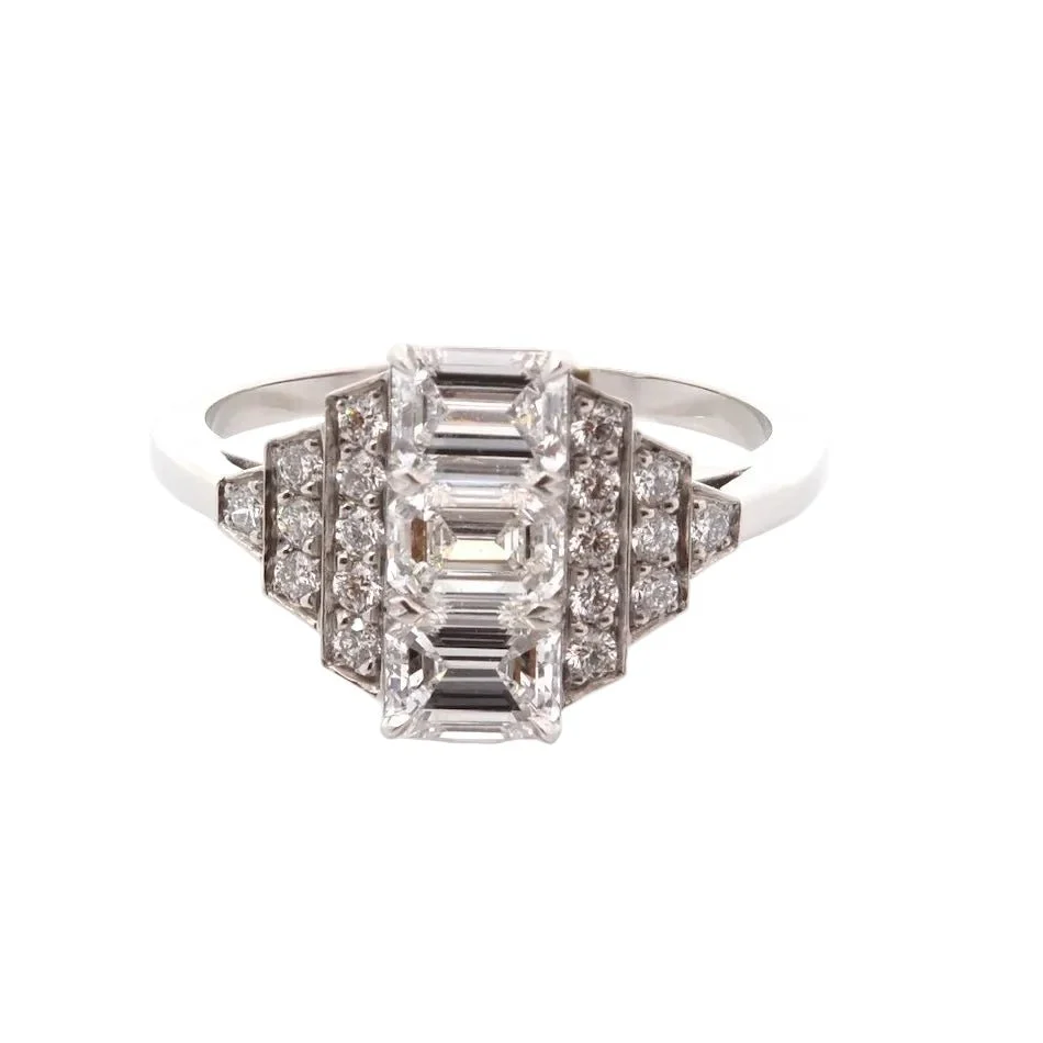 Bague Trilogie en platine et diamants