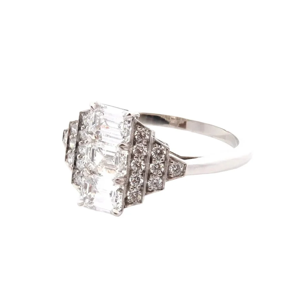 Bague Trilogie en platine et diamants - Image 2