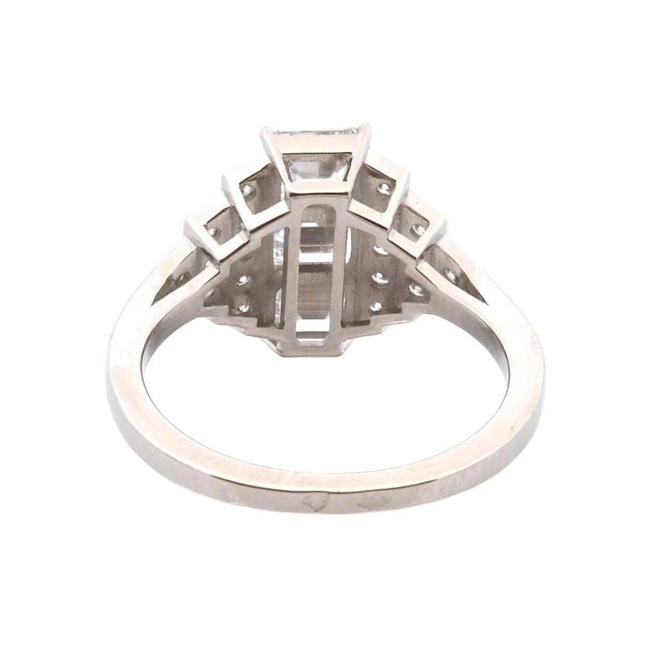 Bague en platine et diamants - Image 3