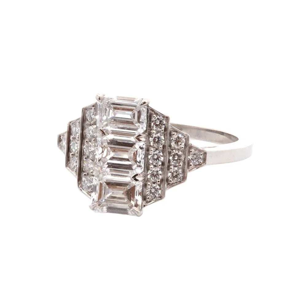 Bague en platine et diamants - Image 5