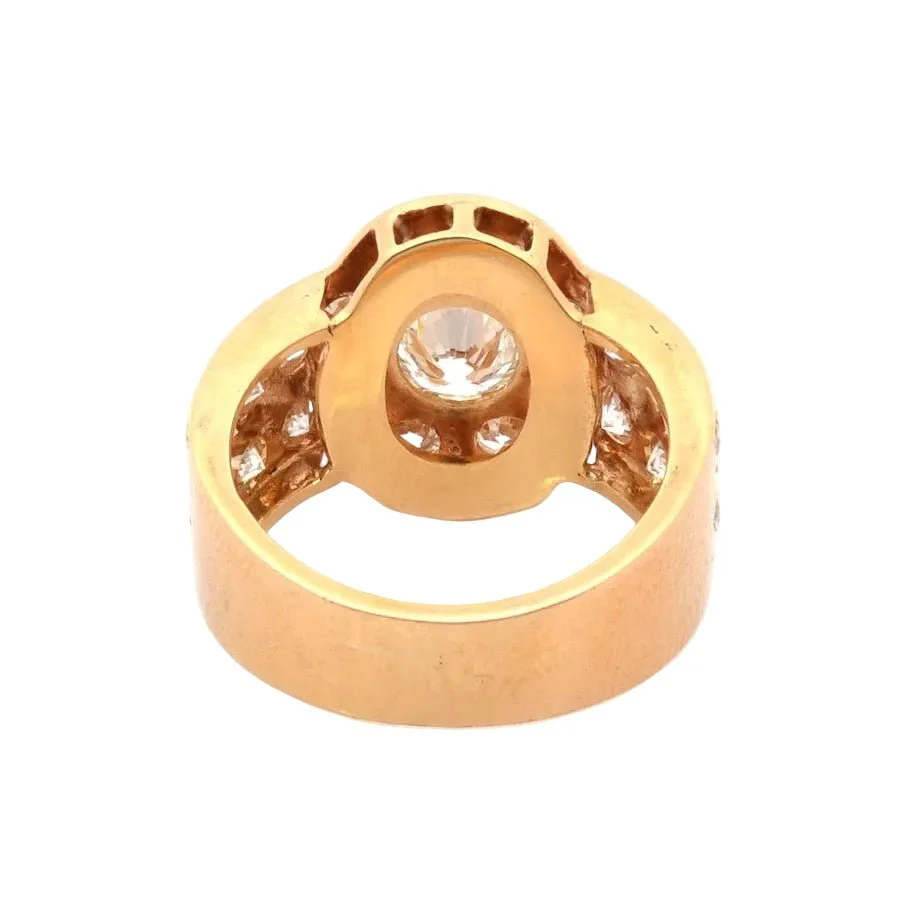 Bague Pavée en or jaune et diamants - Image 3