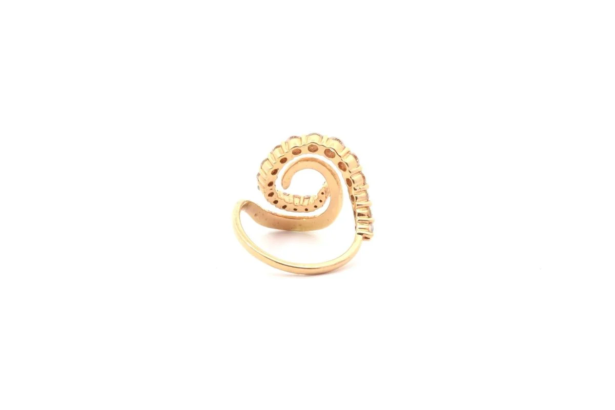 Bague en or jaune et diamants - Image 5