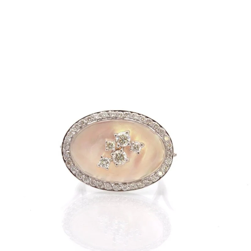 Bague en or blanc, nacre et diamants - Image 2