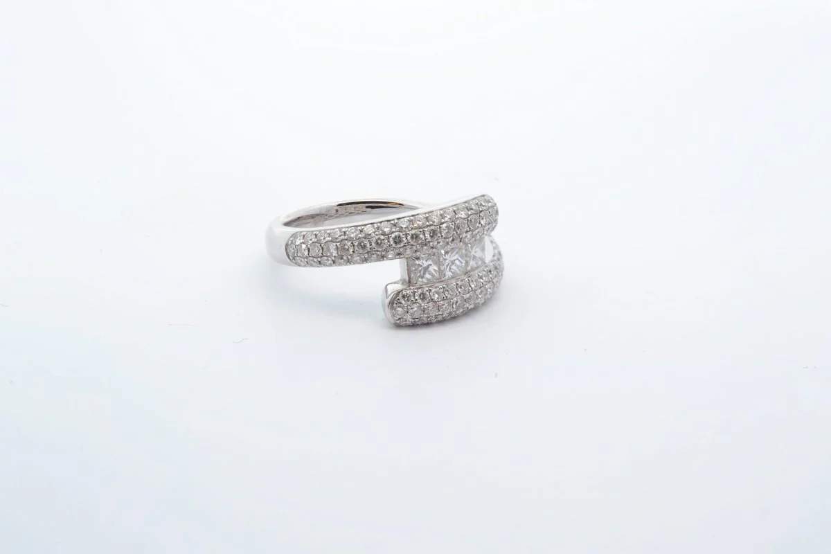 Bague diamants princesse et diamants taille brillant - Image 4
