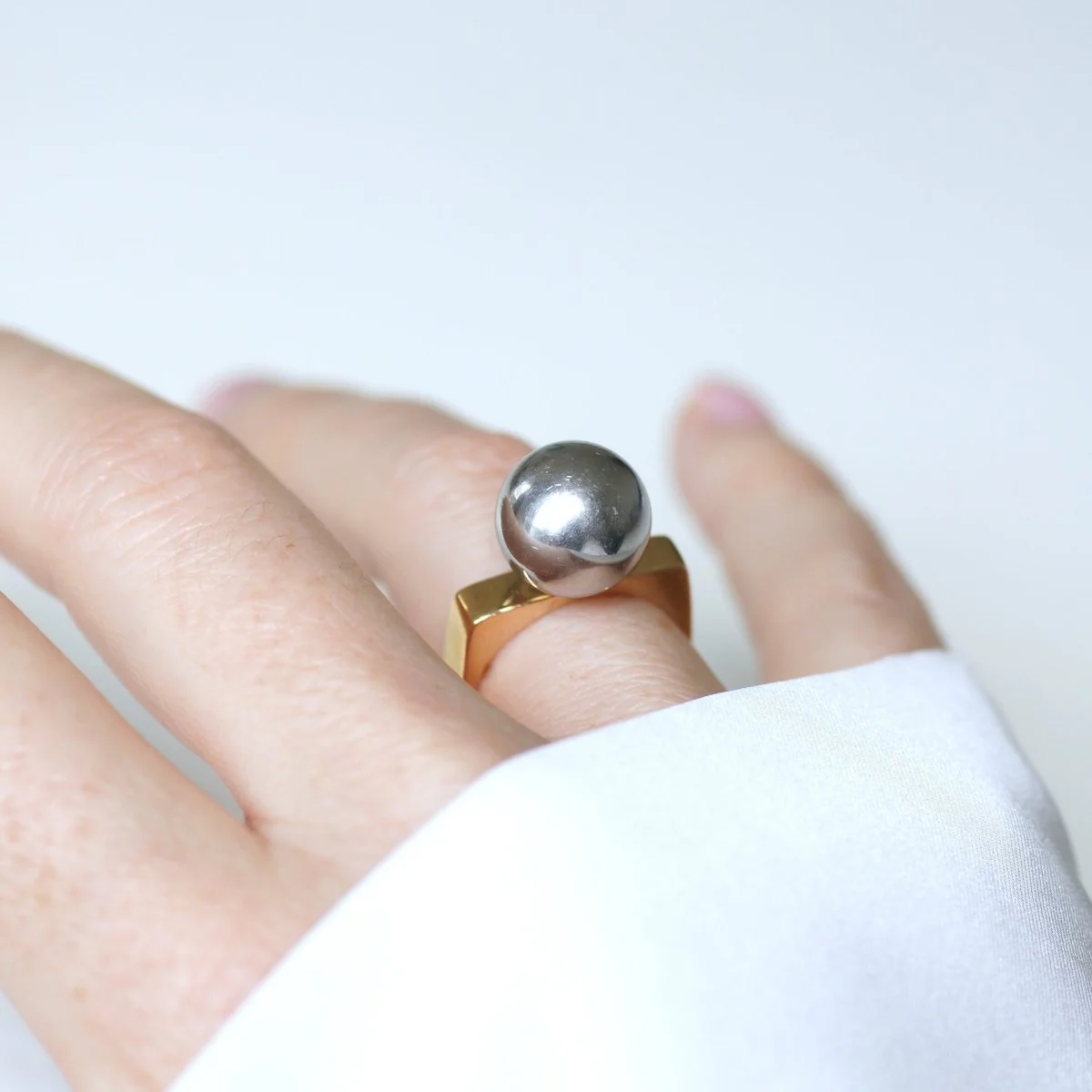 Bague DINH VAN en or jaune et hématite - Image 2