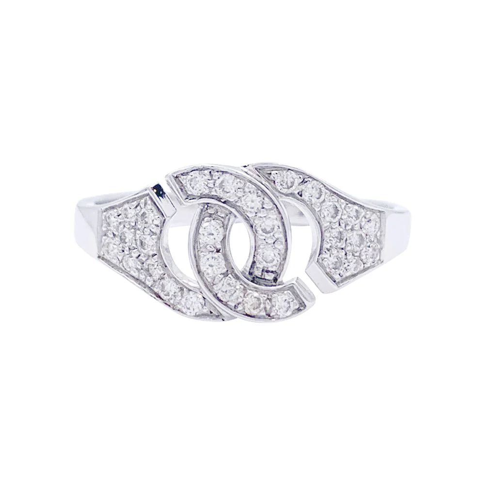 Bague "Menottes R8" DIHN VAN en or blanc et diamants.