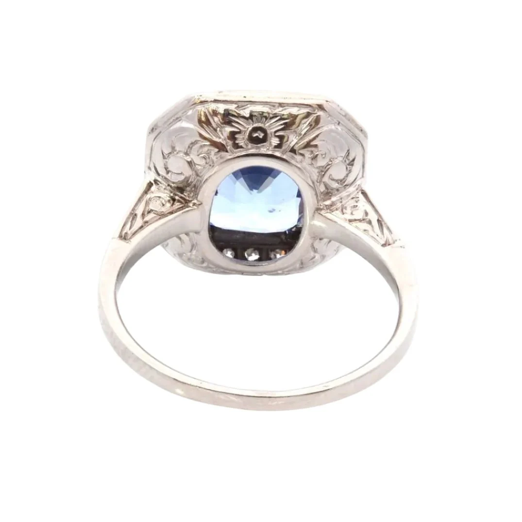Bague Entourage en platine, saphir et diamants - Image 4