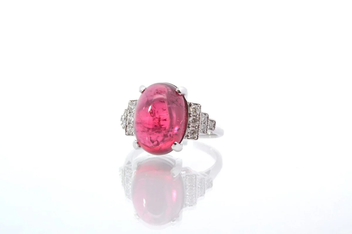 Bague sertie d'une tourmaline cabochon - Image 4