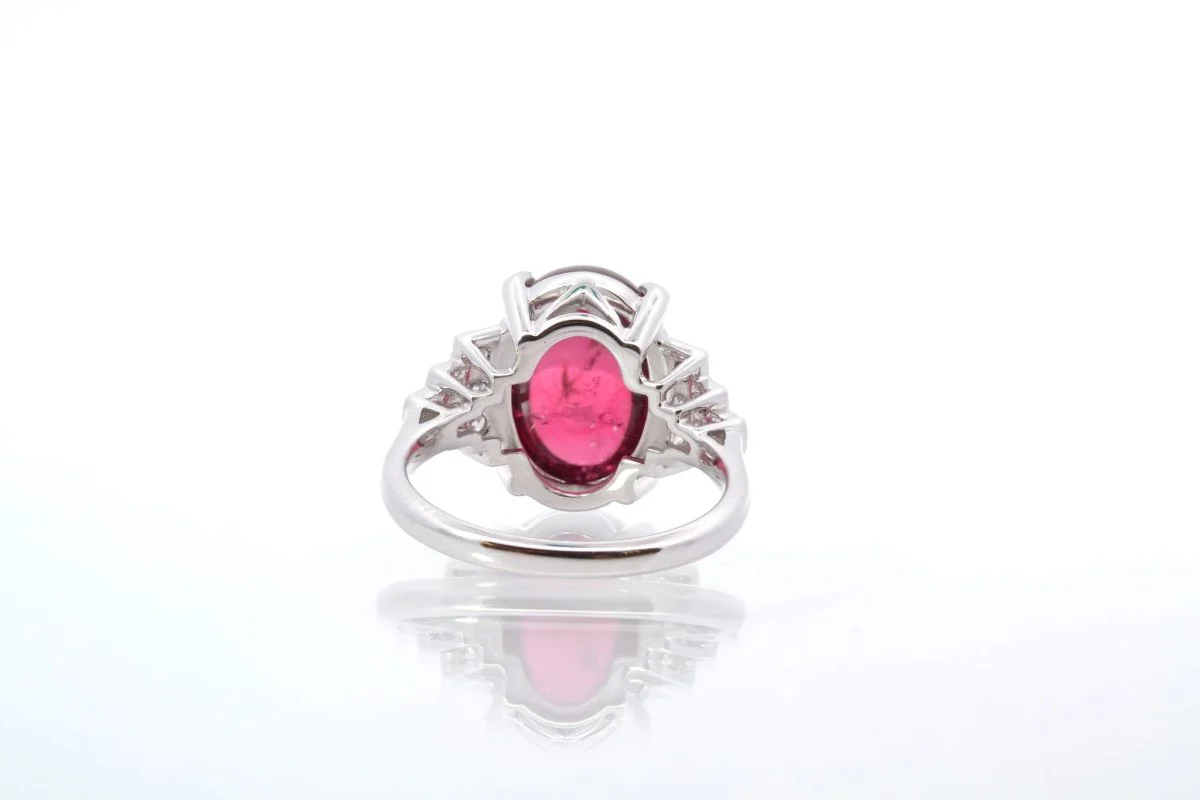Bague sertie d'une tourmaline cabochon - Image 6