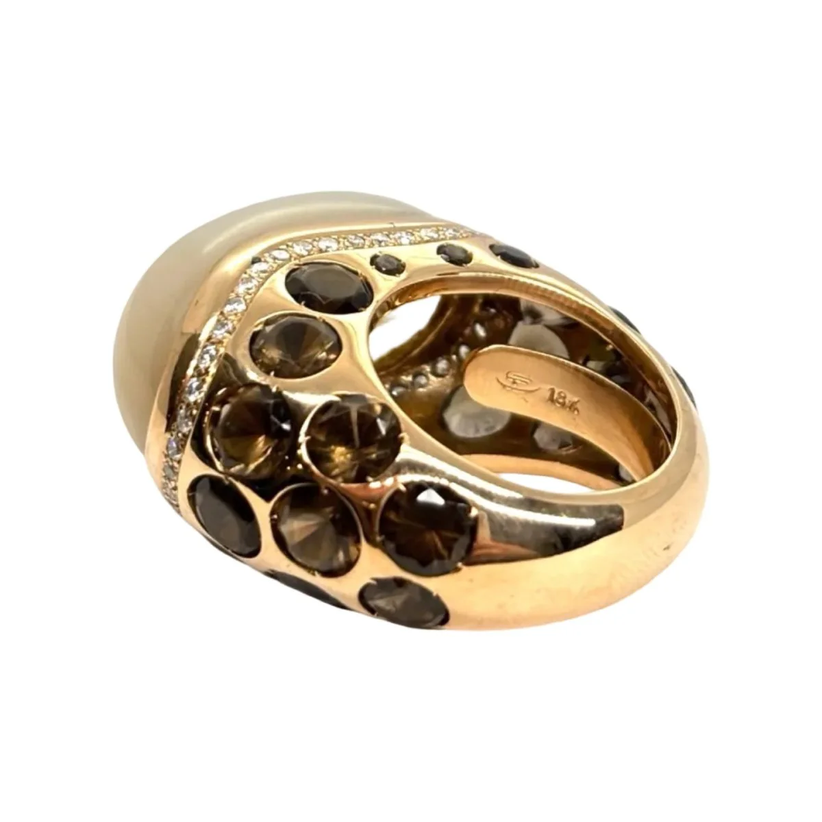 Bague Dôme ANJARA en or jaune, pierre de lune, quartz et diamants - Image 3