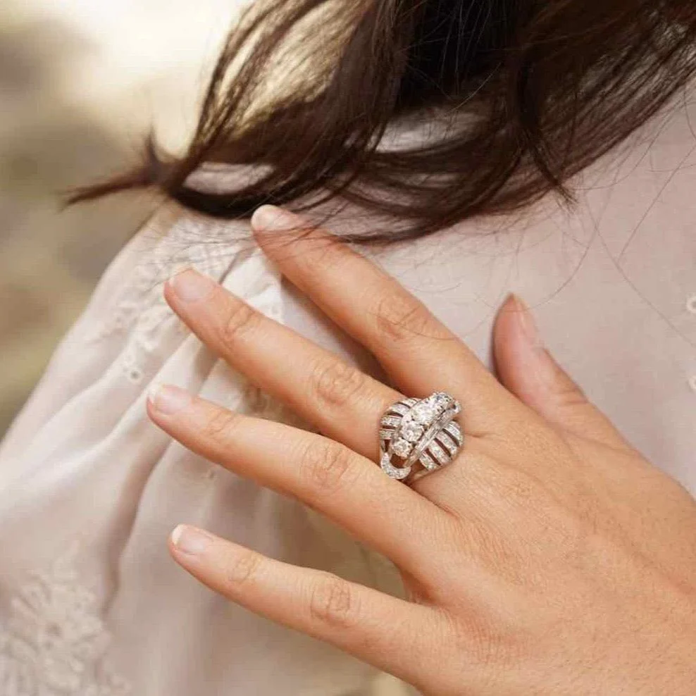 Bague Dôme en platine et diamants - Image 2