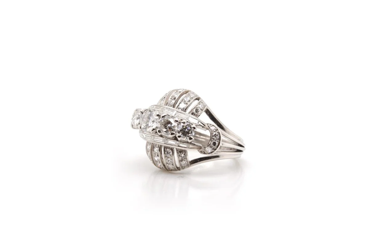 Bague Dôme en platine et diamants - Image 3