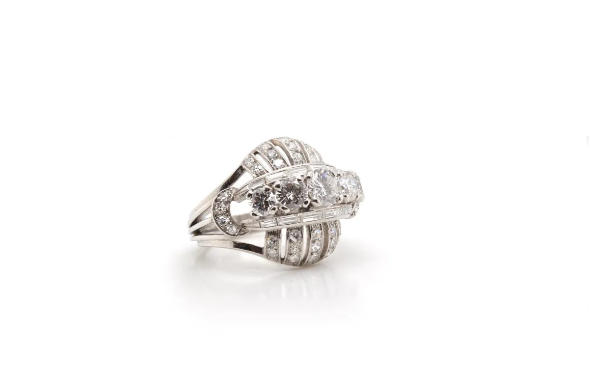 Bague Dôme en platine et diamants - Image 4